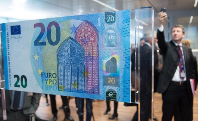 ЕЦБ показа новата банкнота от 20 евро