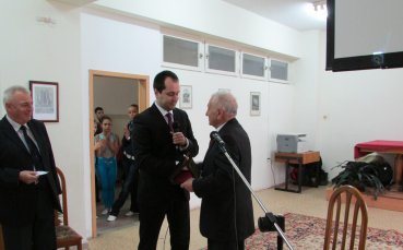 Сбогуваме се с Иван Абаджиев на стадион 