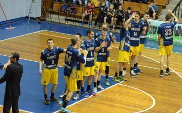 Над 5000 гласа за българските звезди, ямболии водят уверено