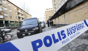 Мъж със сабя нахлу в училище в Швеция, уби учител и ученик