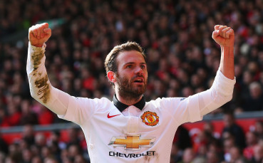 Хуан Мата се щракна с „Хубава жена“