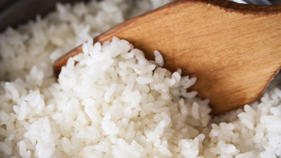 Лесен метод за готвене на ориз намалява калориите му