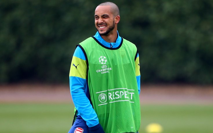 Арсенал още не е предлагал договор на Уолкът