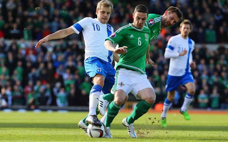 Северна Ирландия пречупи Финландия с два гола за пет минути