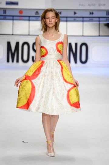 Ревю на Moschino