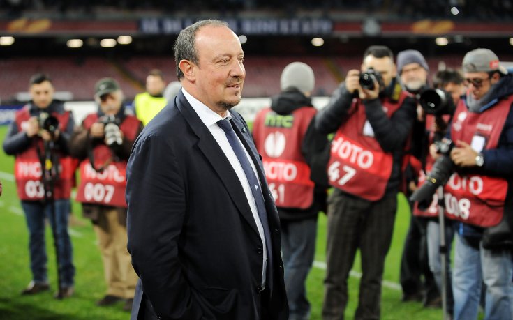 Рафа Бенитес изглежда 