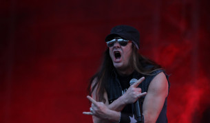 Джони Солинджър напусна групата "Скид Роу"