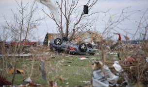 Мощно торнадо отне живота на двама души в САЩ