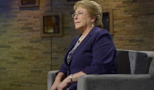 Мишел Бачелет по време на интервюто, в което обяви, че иска оставката на всички министри