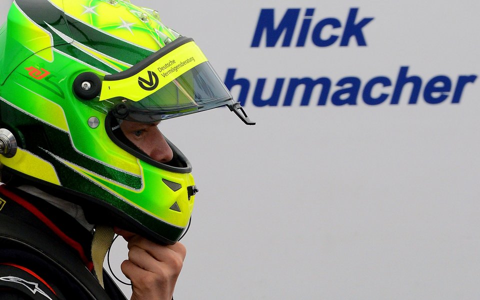 Шумахер ще кара във Формула 4