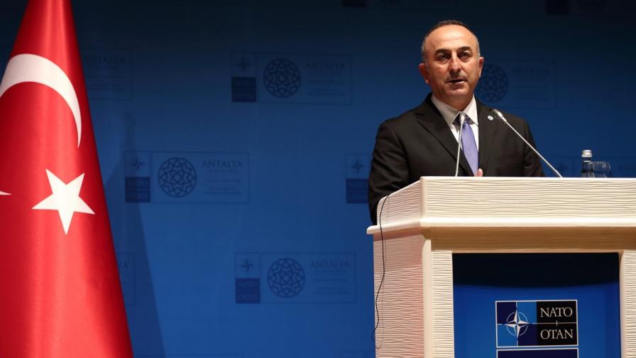 Турция: НАТО да действа срещу „Ислямска държава“