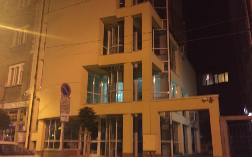 Фалшив сигнал за погром над сградата на БФС вдигна на крак полицията