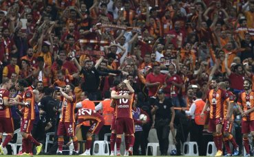 Галатасарай триумфира в Турция