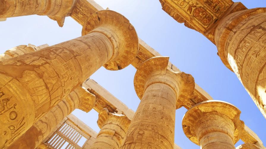 Самоубийствено нападение край Карнакския храм в Луксор