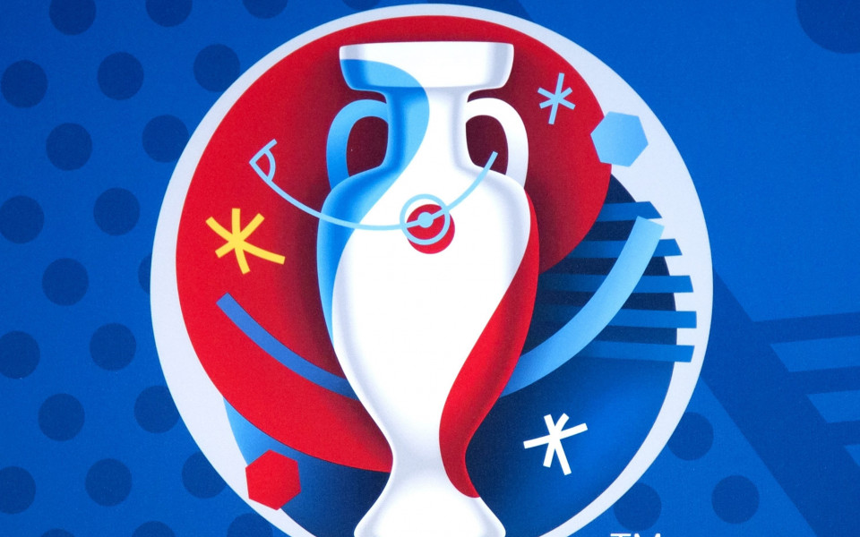 УЕФА обяви датите за жребия за плейофите и Евро 2016