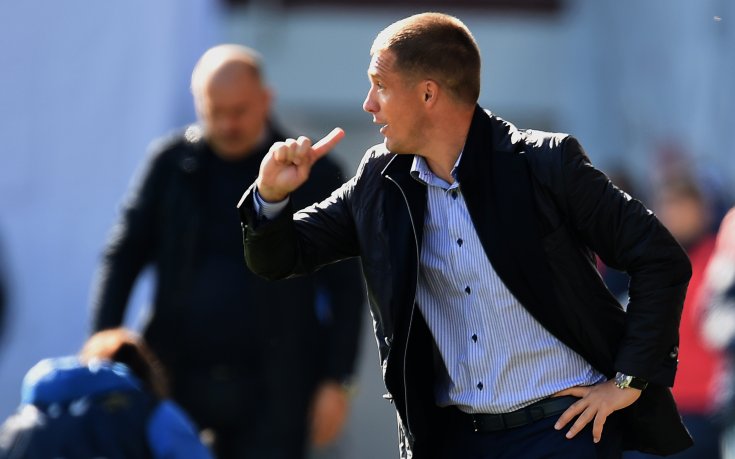 Гончаренко се размина с Лудогорец, пое Урал