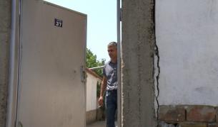 Мъж от Крън: Полицаи ми потрошиха дома без причина