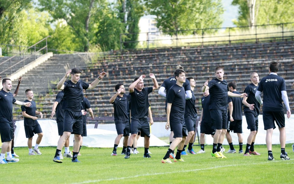 Славия тества играчи от Германия и Англия