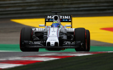 Фелипе Маса: Опитът ми помогна да удържа Фетел