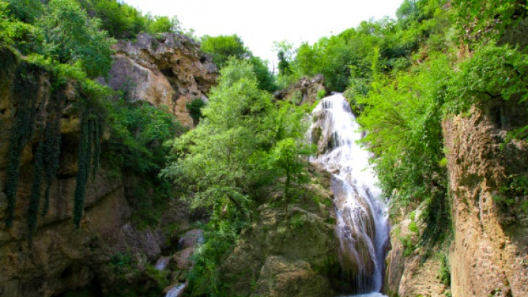 водопад България Хотница