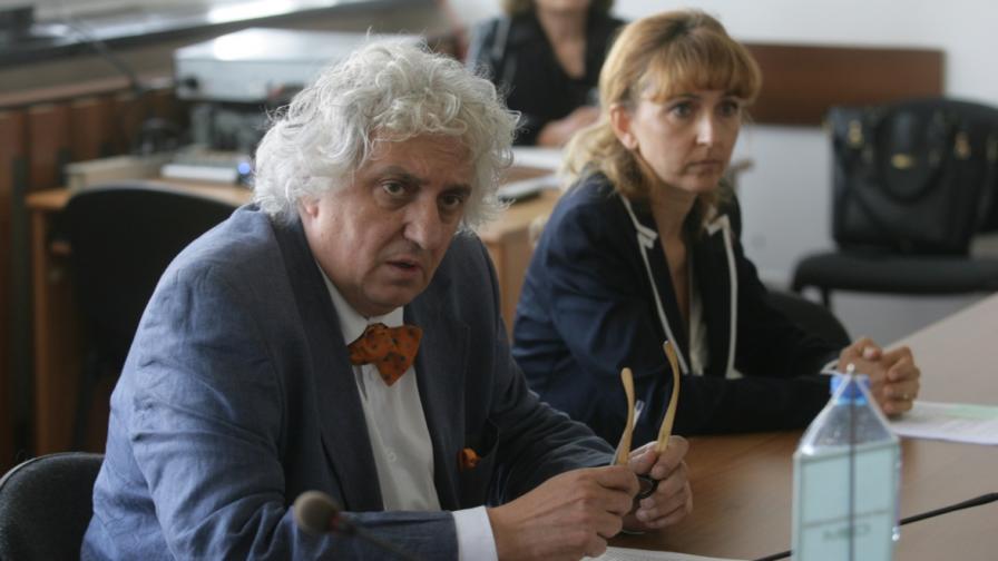 Георги Лозанов не подаде оставка заради кризата в БНР