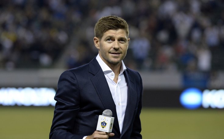 СНИМКИ: Представиха Джерард пред феновете на Галакси