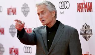 Майкъл Дъглас