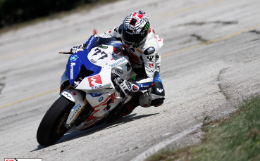 Дубъл на Мартин Чой на 