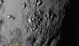 Повърхността на Плутон