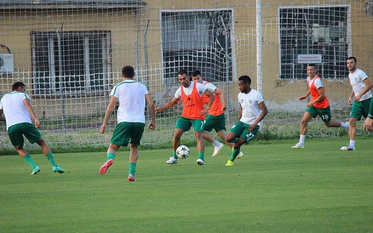 Берое тренира на Летище София с настроение