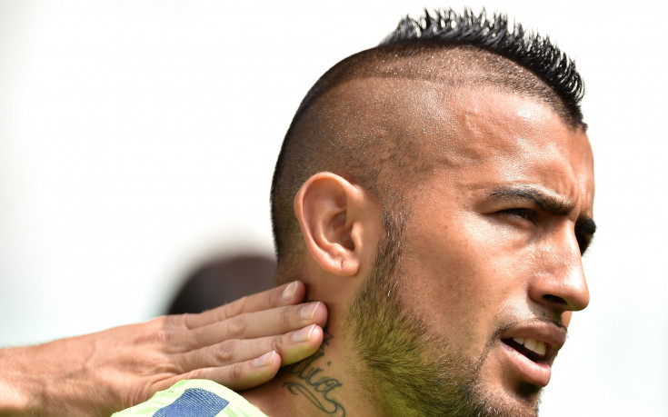 Триковете на Артуро Видал