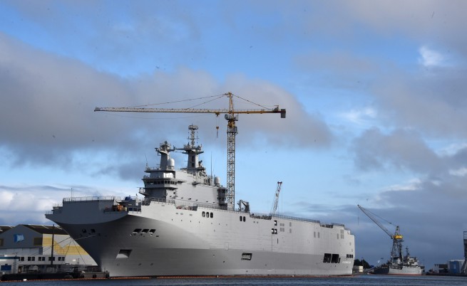 Франсоа Оланд: Трябва да реша за корабите „Мистрал“ в близките седмици