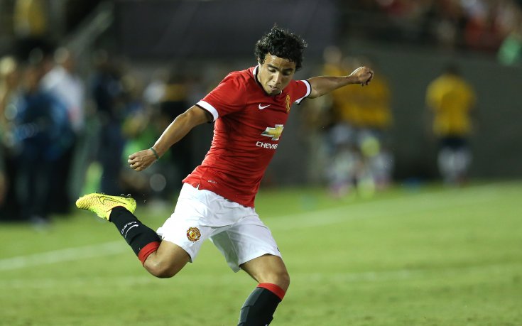 Рафаел напуснал Юнайтед заради Ван Гаал