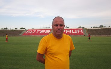 Джамбазки обеща силен Ботев Враца