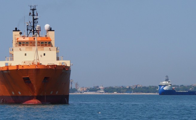 Разследват частния съдебен изпълнител за либийския кораб