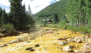 Извънредно положение в САЩ заради оранжевата река