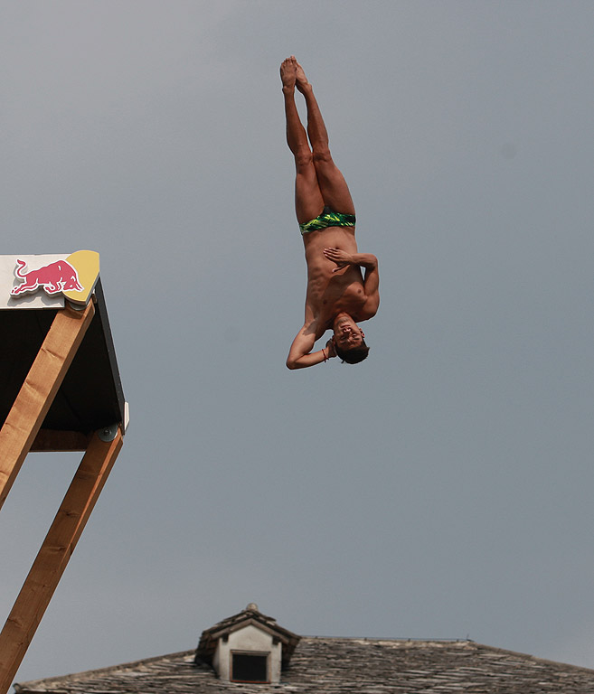 Ден първи от Red Bull Cliff Diving World Series в Мостар /Босна и Херцеговина