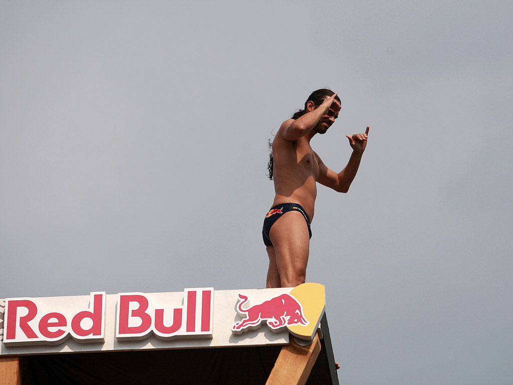 Ден първи от Red Bull Cliff Diving World Series в Мостар /Босна и Херцеговина