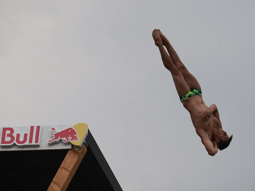 Ден първи от Red Bull Cliff Diving World Series в Мостар /Босна и Херцеговина