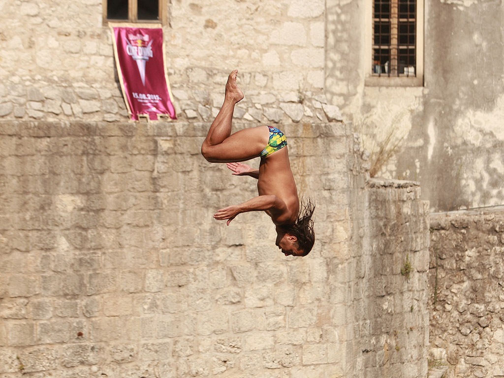 Ден първи от Red Bull Cliff Diving World Series в Мостар /Босна и Херцеговина