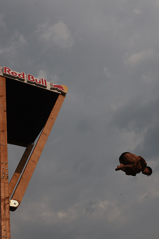 Ден първи от Red Bull Cliff Diving World Series в Мостар /Босна и Херцеговина