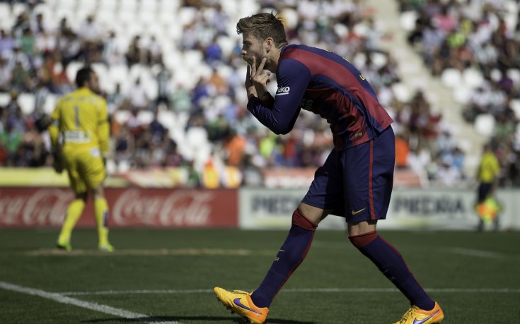 Барса обжалва червения картон на Пике