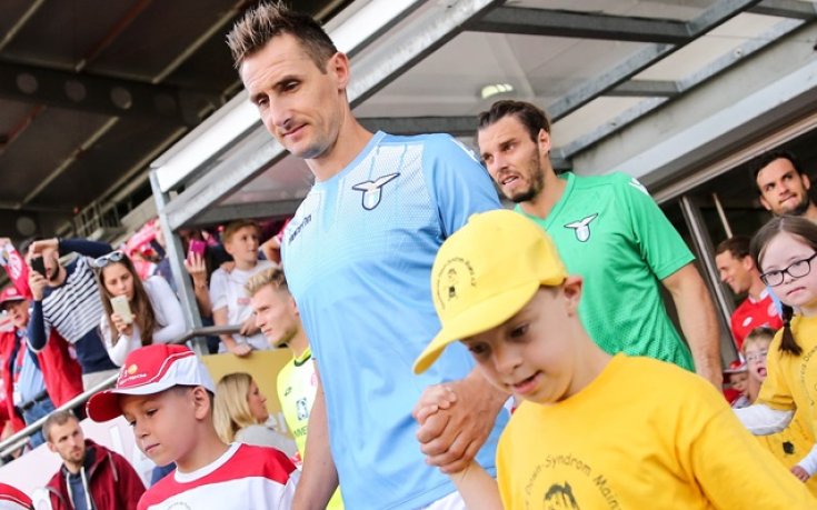 Мирослав Клозе аут за повече от месец