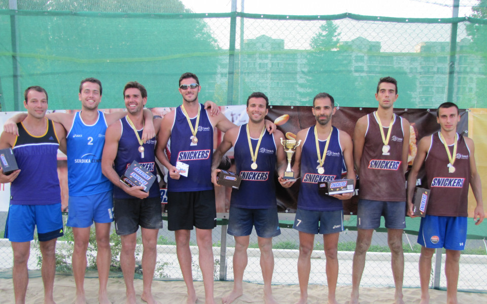 Григоров и Ботев спечелиха Snickers Cup по плажен волейбол 