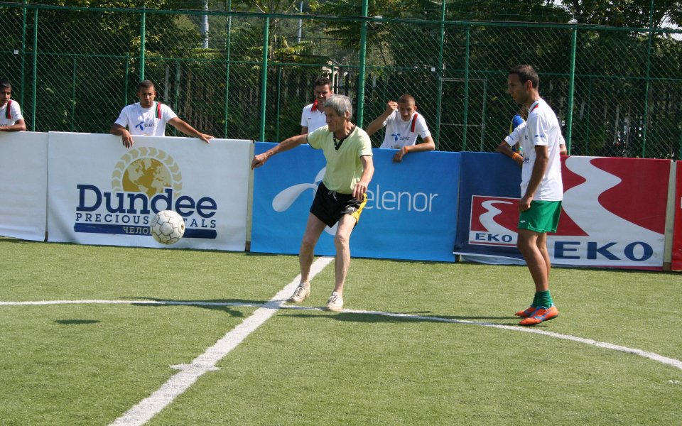 Отбор на надеждата откри Мини футболна лига в Пловдив