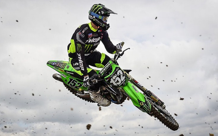 Двама българи чакат последния кръг от световния шампионат по мотокрос