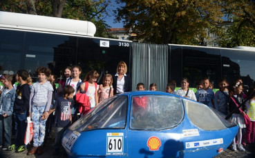 Студенти от ТУ представиха екоавтомобил на Европейската седмица на мобилността