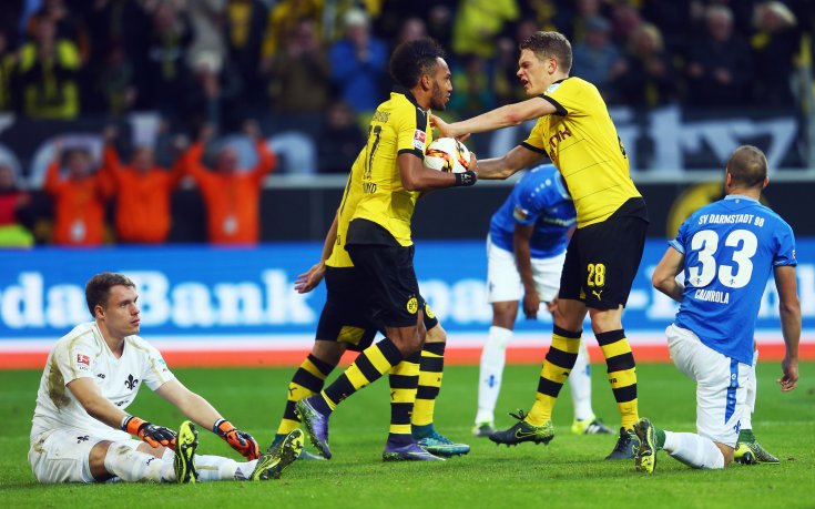 Студен душ за Борусия, новак отмъкна хикс в Дортмунд