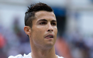 Бразилка разказва за сексуалната си връзка с Роналдо в книга