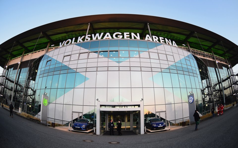 Волфсбург спря проект за нова база заради скандала във Фолксваген